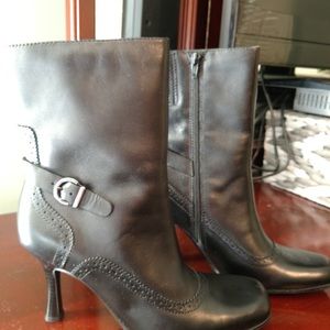Women’s Boots